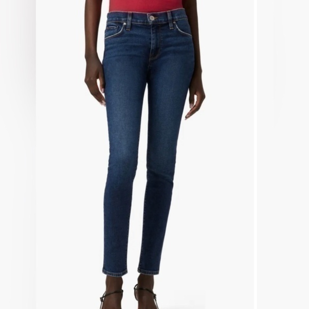 Hudson Mid Rise Nico Super Skinny Jeans 26